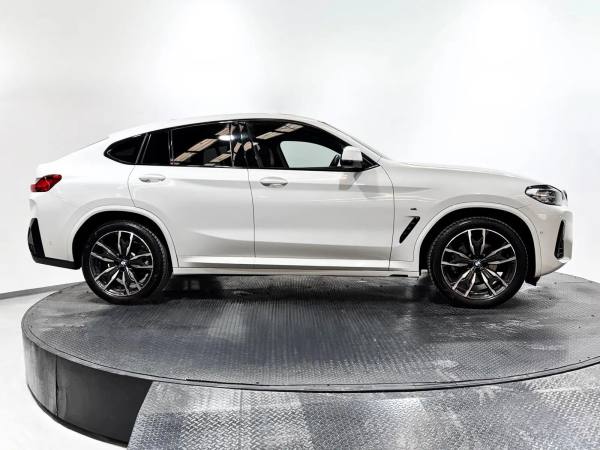 BMW X4 30i xDrive 2023